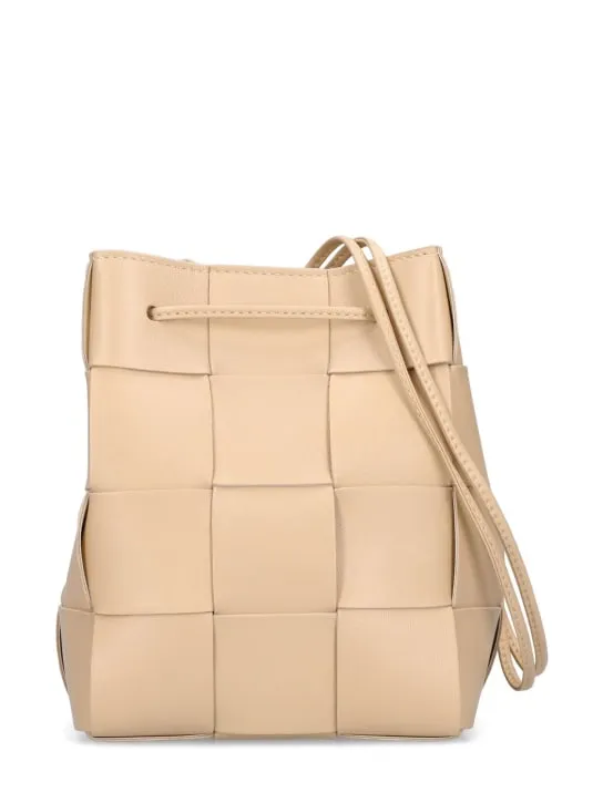 Bottega Veneta   Small Cassette leather bucket bag 