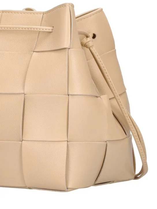 Bottega Veneta   Small Cassette leather bucket bag 