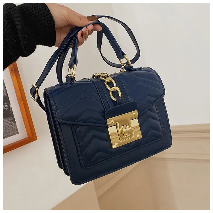 Fashionable One-Shoulder New Flip Portable Small Square Bag