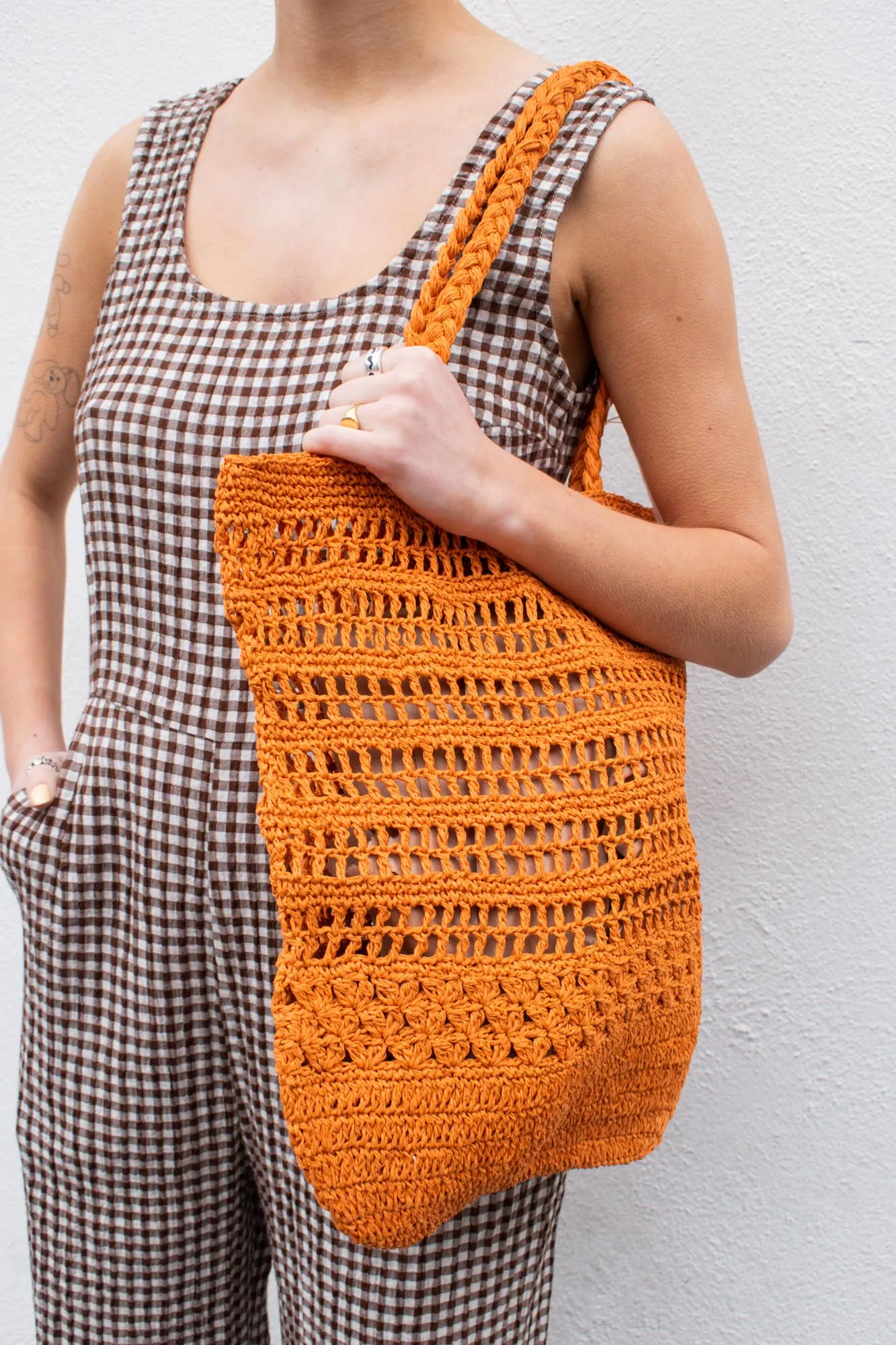 Indi & Cold Fluorescent Apricot Raffia Bag