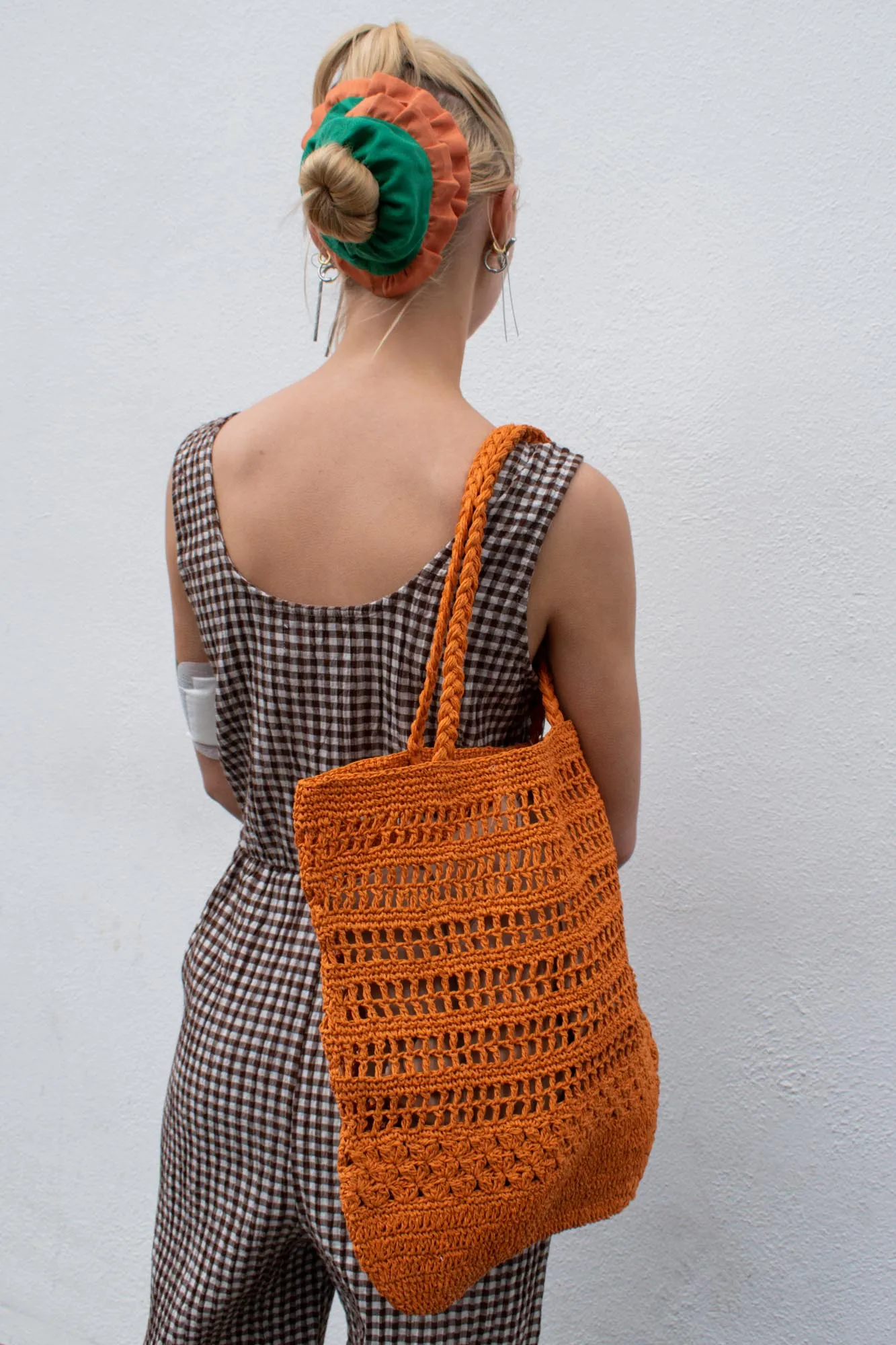 Indi & Cold Fluorescent Apricot Raffia Bag