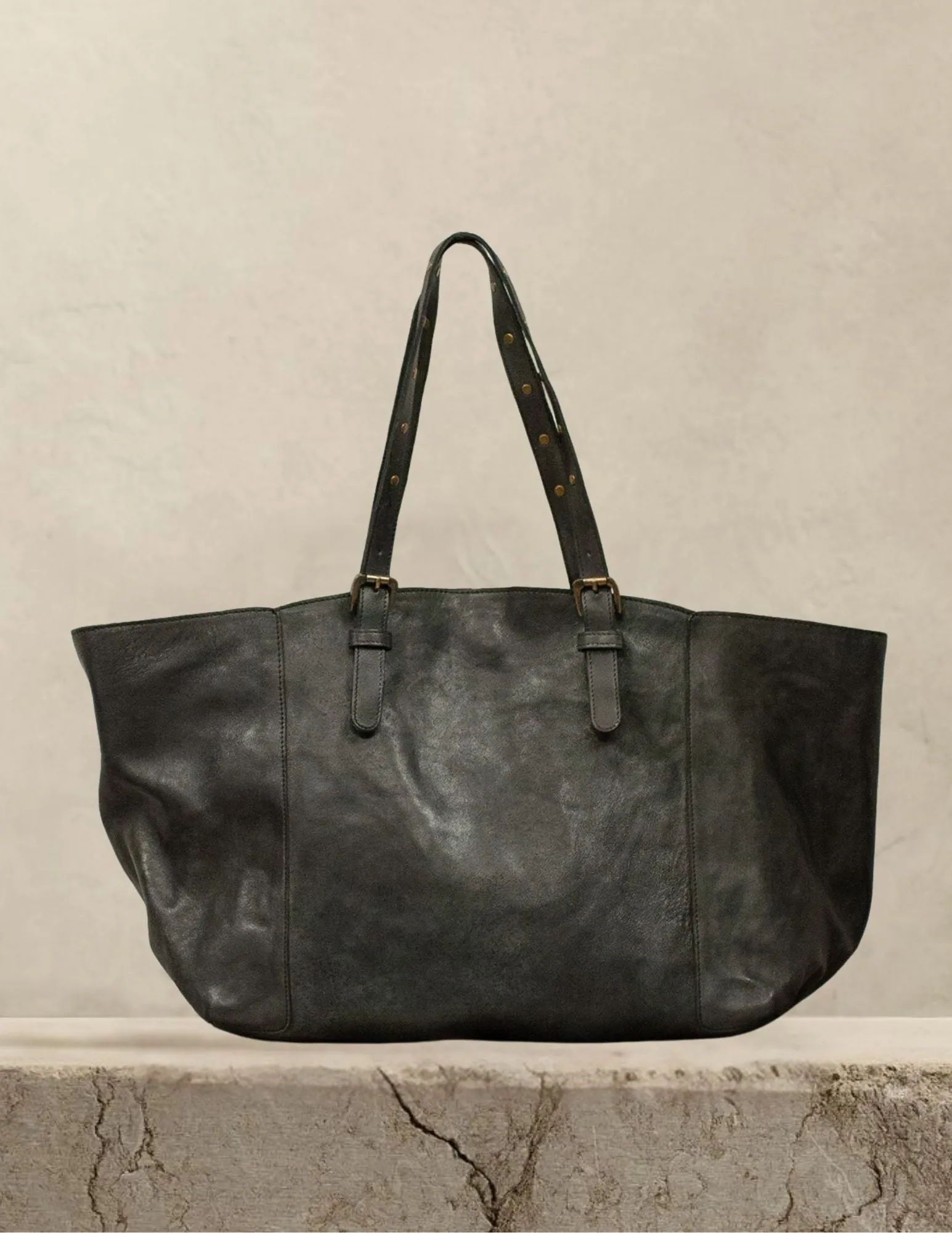 Kissa Bag Sun-Baked Black Leather