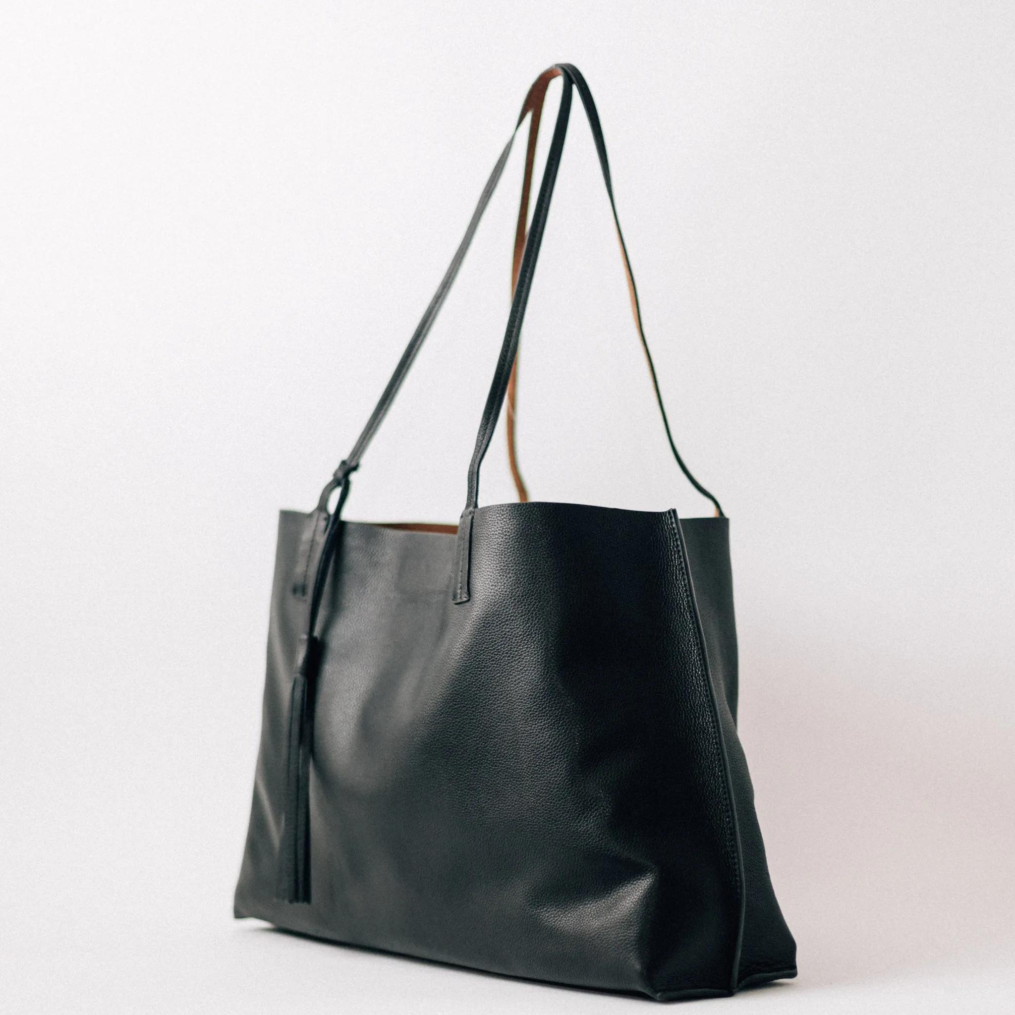 REVERSE LARGE LEATHER TOTE